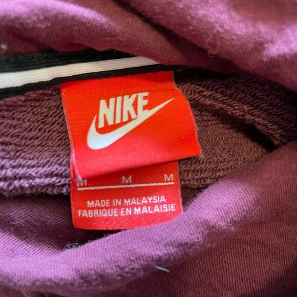 Nike Tech Cowl Neck Fleece Burgundy Women's Athletic Wear Pullover Sweatshirt - Picture 2 of 4